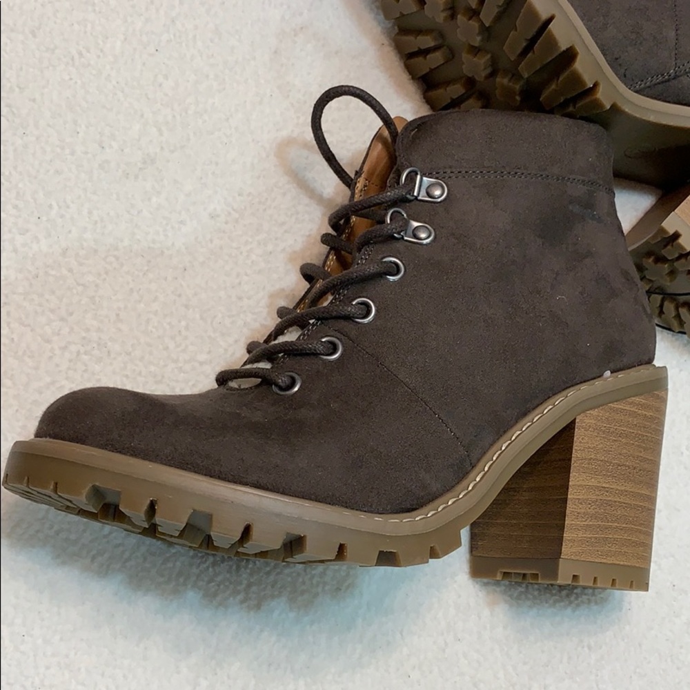 Tipper Heeled Lace-Up Boots - Dark Brown - Picture 9 of 13